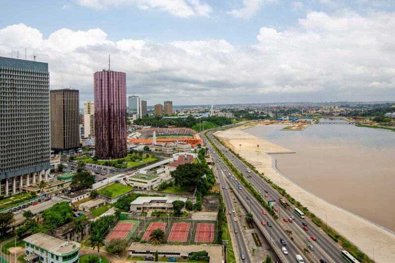 Obtenir son e-visa Guinée Conakry en ligne — eVisa Access Visa Guinée Conakry en ligne pour passeport français — vue aérienne de Conakry, capitale de la Guinée